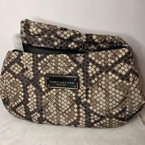 NWT MARC JACOBS Quilted Nylon Crossbody Bag
